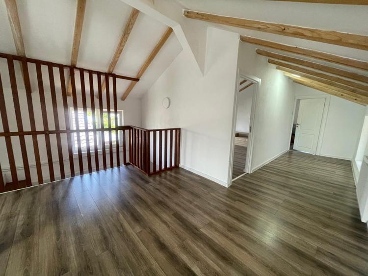 Casa P+M, 141.8 mp utili, teren 562 mp, mobilata modern, zona Brestei