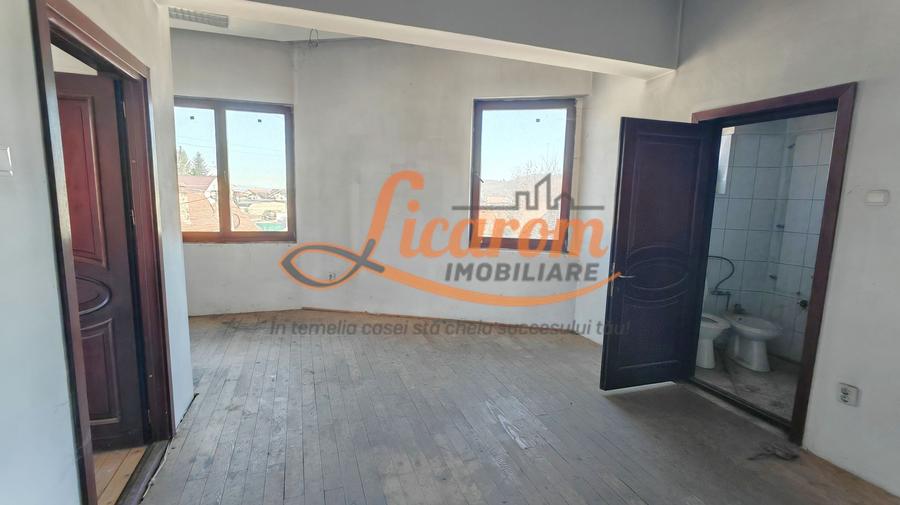 Cladire P+4 Rasnov- Central, IDEAL INVESTITIE.