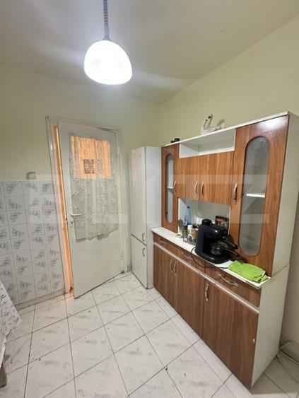 Apartament cu 2 camere semidecomandat, Deva, zona centrala linistita