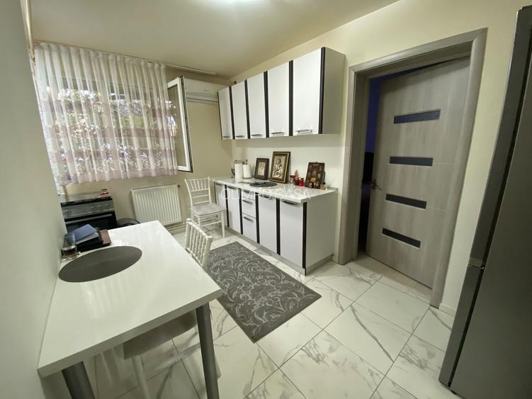 Apartament 3 camere - Mall Vitan- Centrala Proprie