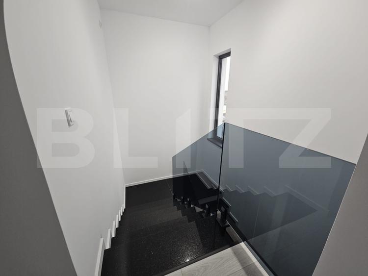 Casa individuala 4 camere, 132 mp, zona Miroslava