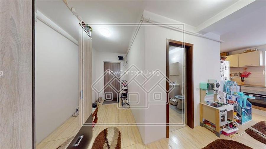 Apartament mobilat, 2 camere, 2 balcoane, loc de parcare -T. Ricci - 11