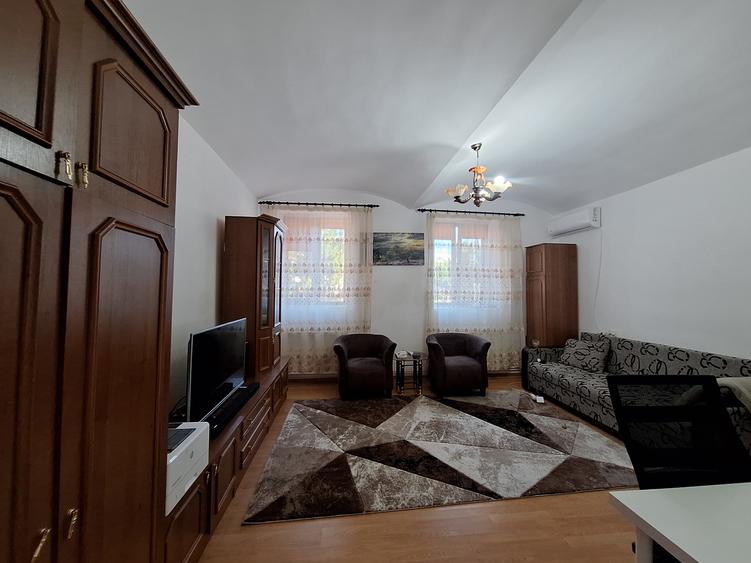 Apartament spatios cu 2 camere | cladire istorica | curte comuna | Iosefin