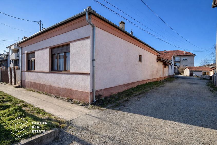Casa cu 2 corpuri de cladire, Lipova