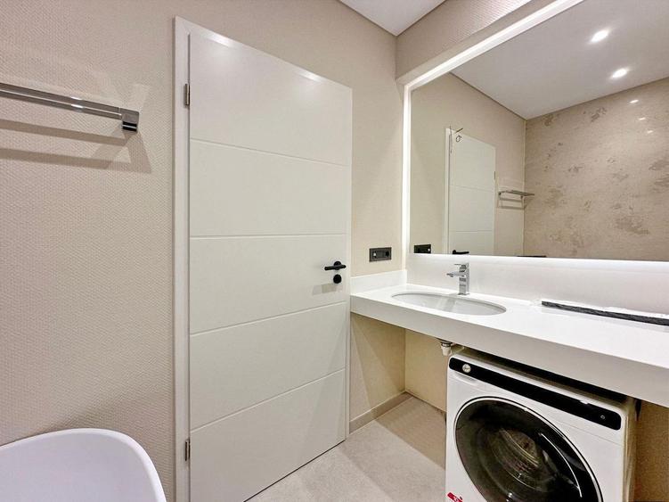 Apartament spatios inchiriere – Centru Brașov, vedere directă spre Tâmpa