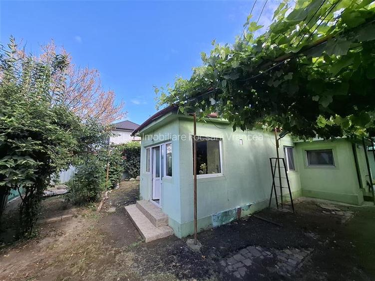 Casa cu teren 1662 mp teren, Golesti - 4