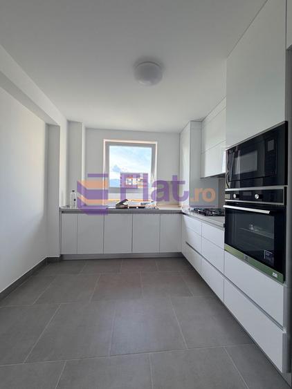 Apartament nou cu 3 camere și terasă de 9 mp – prima închiriere