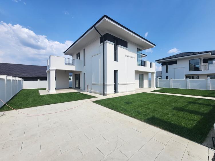 CASA PREMIUM , 5 CAMERE , 3 BAI, 175MP UTILI TOTALI, 500 MP TEREN