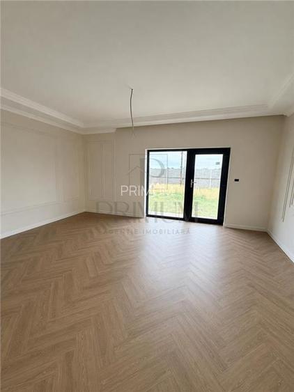 Duplex superb - finisaje premium - zid dublu