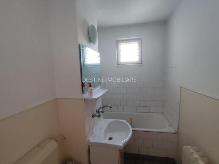 Apartament 3 camere 63 mp Republicii 8 Martie - 14