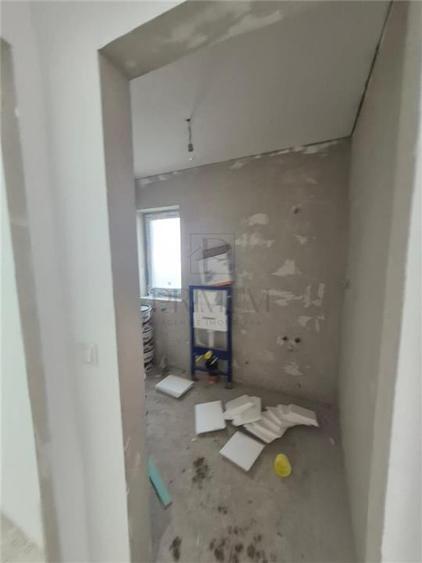 Duplex parter - 2 dormitoare - 2 bai - zona excelenta la 4 benzi