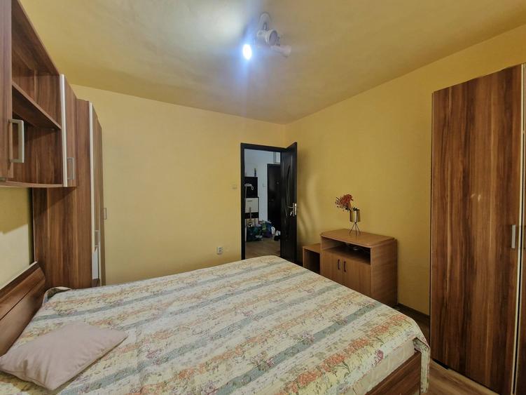Apartament 2 camere termen lung de inchiriat