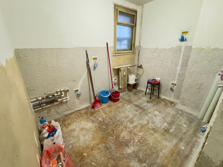 3 camere Decomandat | M. Lujerului | Necesita renovare ! Comision 0 !