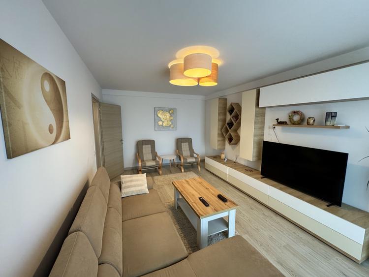 Apartament 2 Camere,  56 MP,  Zona Damila