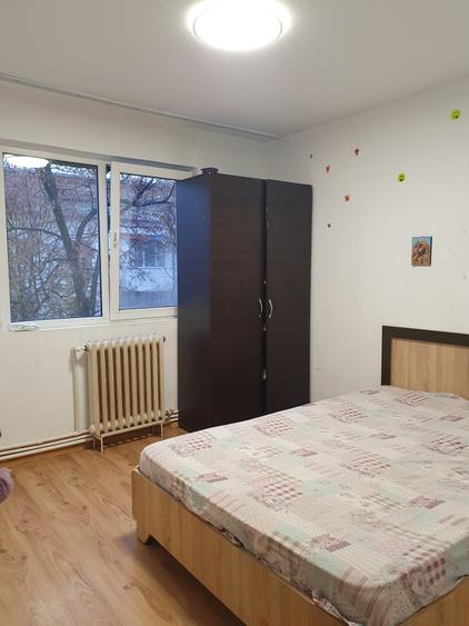 Apartament 2 camere zona Primaverii /Gradinita 23 , etaj 4 cu sarpanta