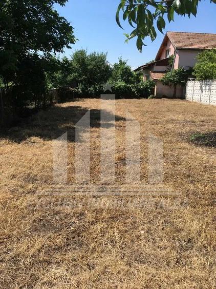 Teren intravilan | De vanzare | 400 mp | Toate utilitatile | Maieri