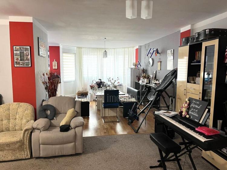 Apartament 3 camere de vanzare in Europa, Cluj Napoca