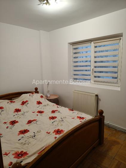 Apartament 4 camere-ultracentral-Piata Mare-Botosani-Accept schimburi  - 7