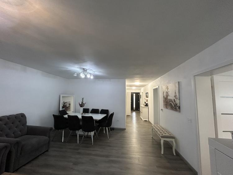 Casă de vânzare, 4 camere, 2 bai - 128 mp utili + 18 mp terasa - Zona Lidl
