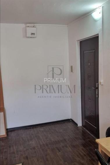 Dambovita - 2 Camere - Centrala proprie - Etaj intermediar - Boxa in CF - 7