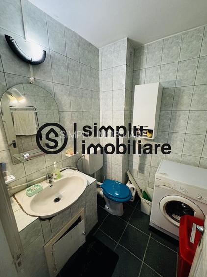 3 decomandate, centrala, 1 Mai - 110 000 Euro