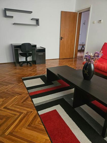Bisericii Romane, apartament cu loc de parcare propriu, ideal pentru studenti