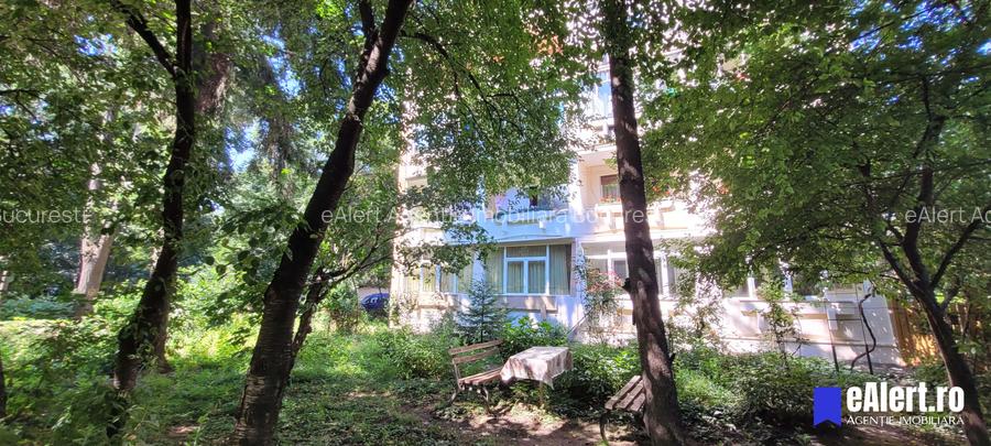 Chirie 2 camere, gata de mutare, lângă teatrul de vară Radu Beligan, renovat!