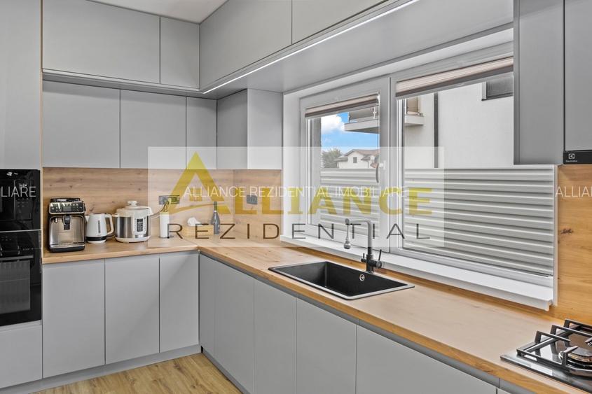 Casa individuală , 4 camere , 120 mp utili , strada Miorita ! - 9