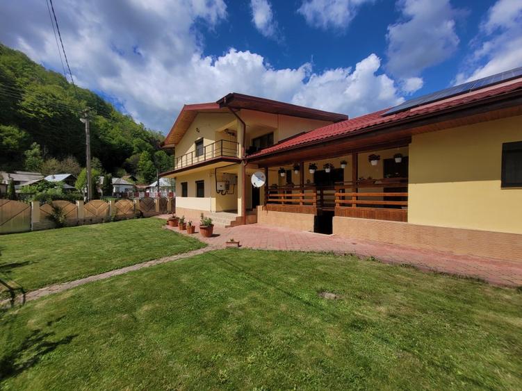 Vila unica la munte, super dotata si utilata