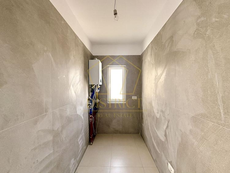 Duplex cu 4 camere, despărțit prin camera tehnica | Mosnita Noua