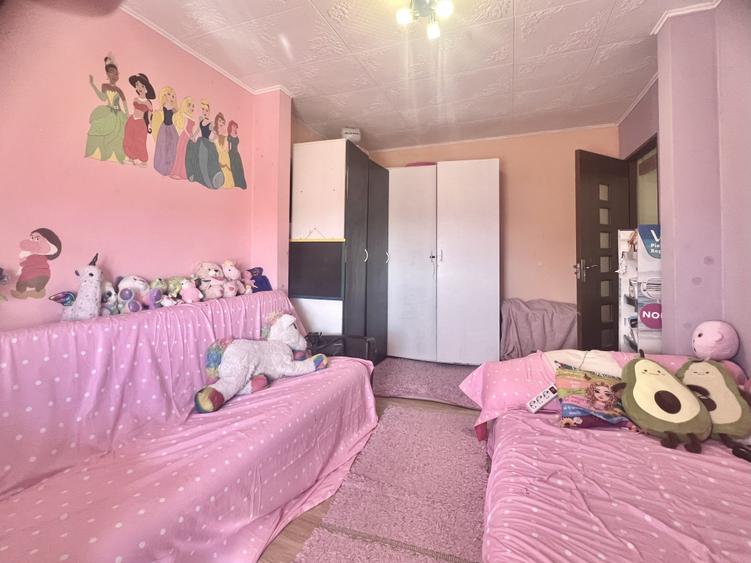 Daca vezi anuntul, e pentru tine: 3 camere la mansarda