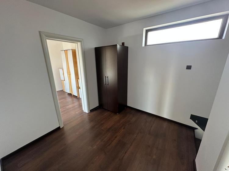 BERCENI-VIDRA, CASA P+M 130 MP, TEREN 260 MP!