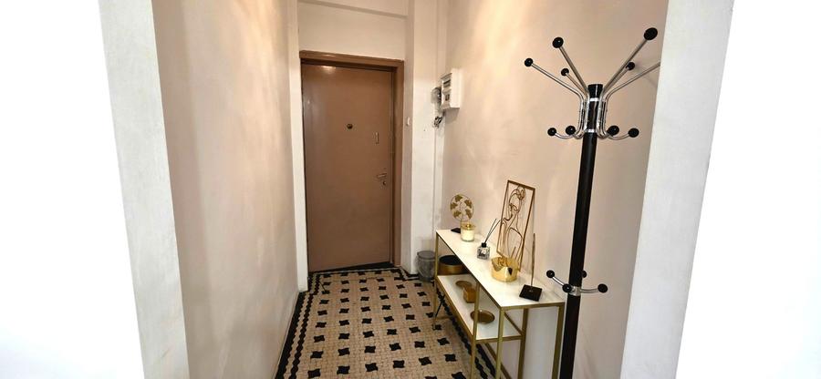 Apartament 2 camere de vânzare în zona Universitate ideal investitie