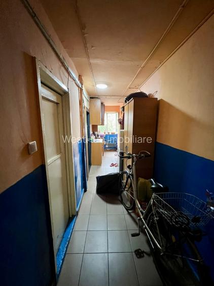 Garsoniera, 11 mp, etaj 1 - Zona Dambovita - 4