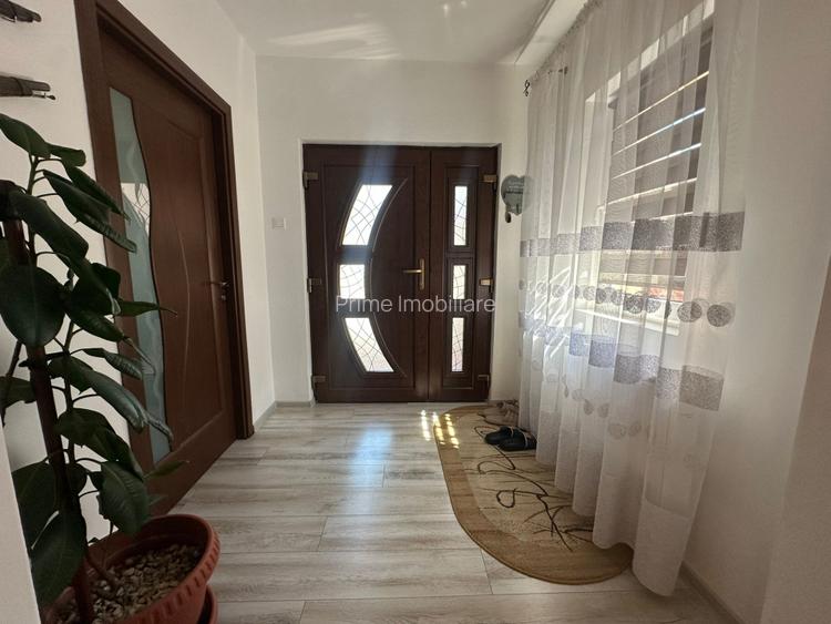 Duplex modern  175 mp| 5 camere| 197 mp teren| zona Ampoi 3 - 13