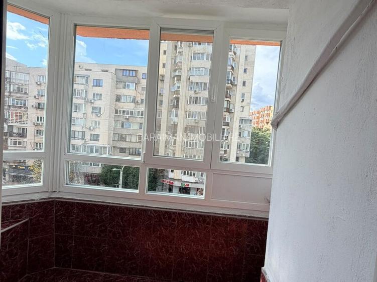 Nerva Traian, Unirii - 5 min metrou - 8