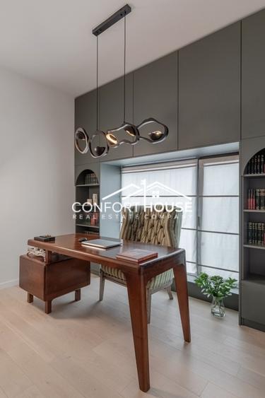 Vila individuala P+1+M , panouri fotovoltaice, fatada ventilata - Pipera