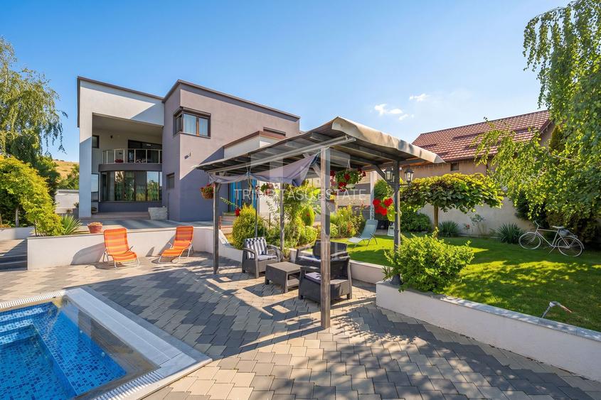 Vilă 342 mp cu piscină și 800 mp teren / 4 dormitoare / Pleașa - 57