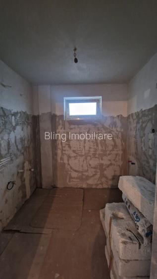 Apartament cu 3 camere, 70mp utili, parcare sub, Dambul R