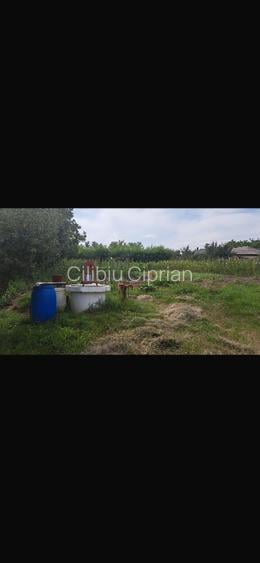 Spre vânzare casă cu teren generos - 6