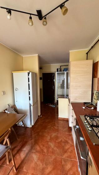 VANZARE APARTAMENT 2 CAMERE/CRANGASI/STRADA CEAHLAU