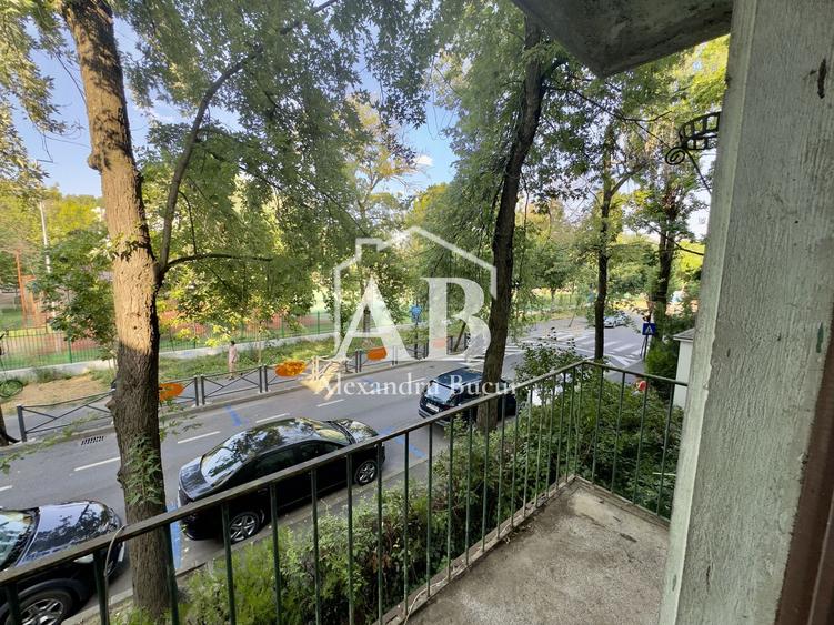 Apartament 2 camere pe Jean Monnet, în zona Primăverii