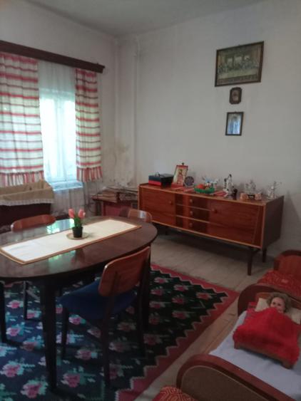 Casă de vânzare, 178 mp, teren 406, zona Bals