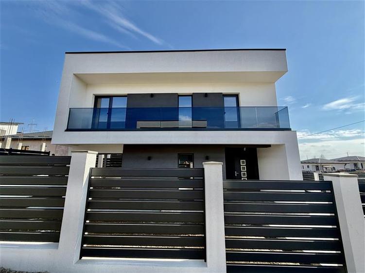 Casa vile vanzare Miroslava