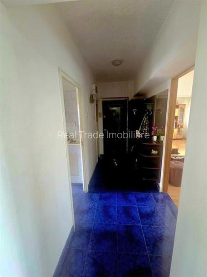 Apartament 3 camere, 2 bai, 2 balcoane, etaj intermediar zona Noua - 5