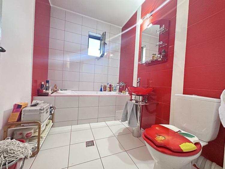 Apartament 3 camere, 2 bai, etajul 2 - Cart. Arhitectilor