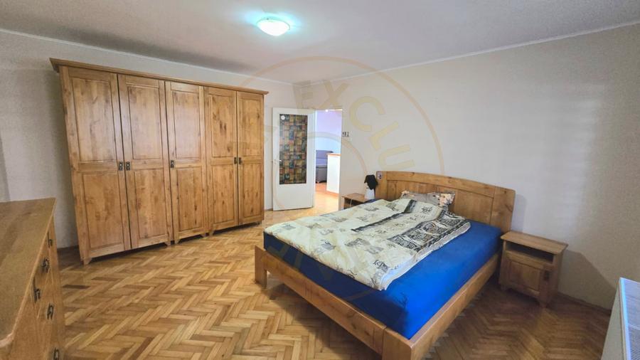 De inchiriat apartament 3 camere Micro 16 Parter