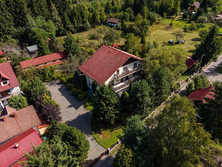 Pensiune de vanzare - Poiana Marului - Comision 0%