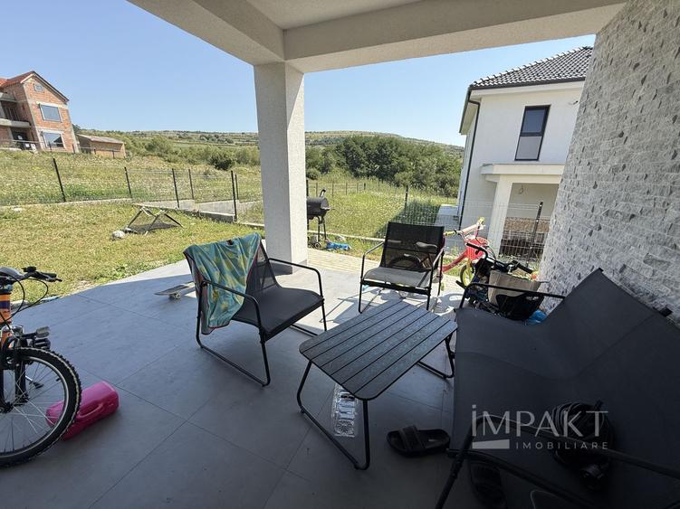 Casa indivuala intr-o zona linistita, în Chinteni!