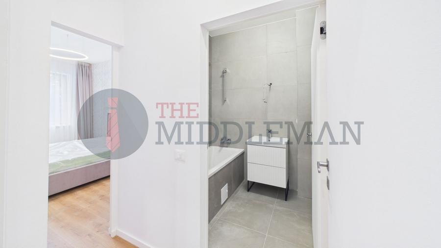 Apartament 2 Camere Spațios | Tavan 3m | Metrou în Fața Blocului